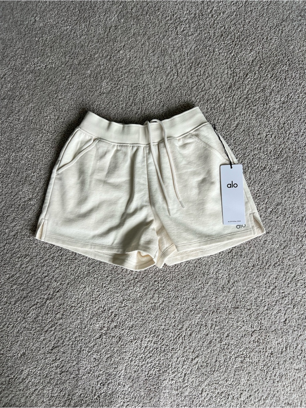 ALO Yoga Women's Cream Lounge Shorts with Drawstring